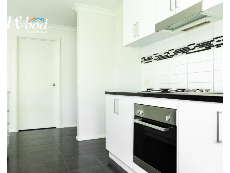 76 Greta Dr, Hamilton Valley NSW 2641