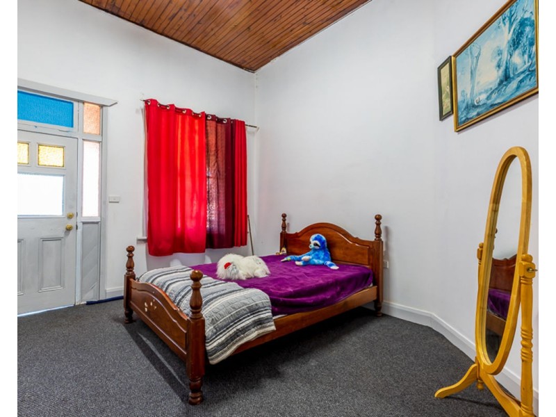 9 Lyne St, Henty NSW 2658