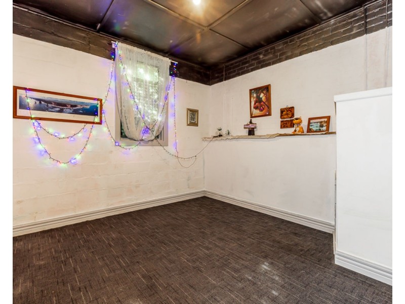 9 Lyne St, Henty NSW 2658