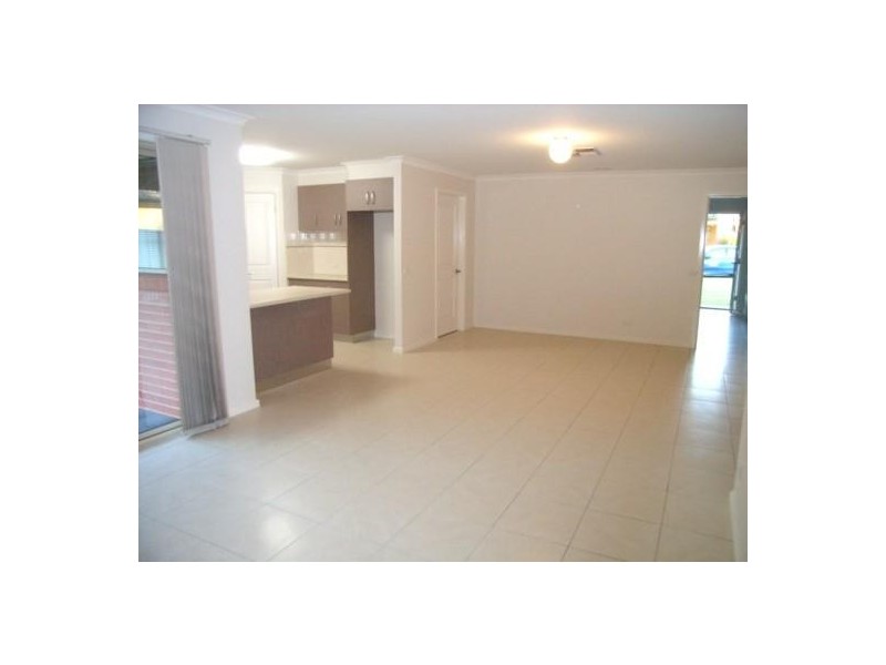 132 Hotham Circuit, Thurgoona NSW 2640