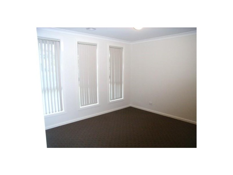 132 Hotham Circuit, Thurgoona NSW 2640