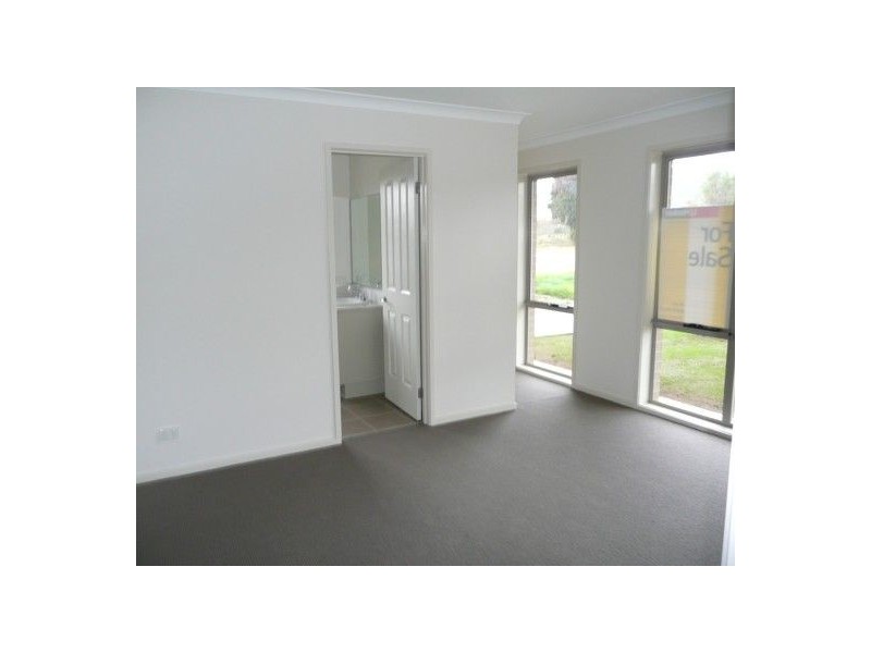 1/774 Centaur Road, Lavington NSW 2641