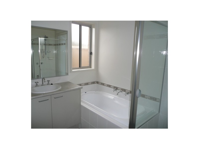 774 Centaur Road, Lavington NSW 2641