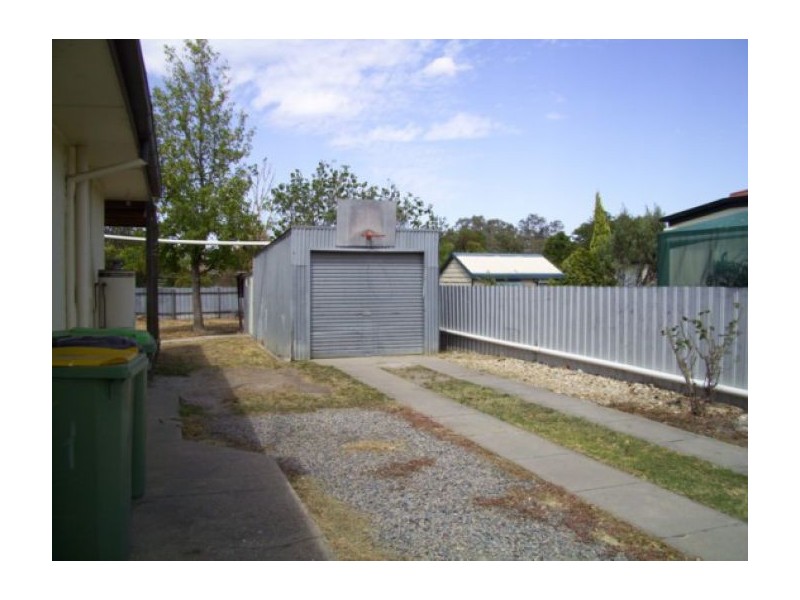 545 Comans Avenue, Lavington NSW 2641
