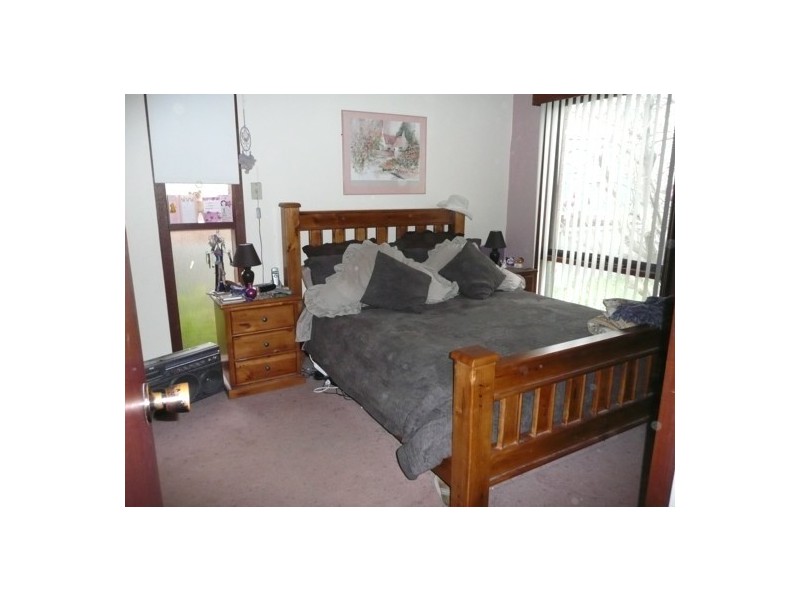 556 Roach St, Lavington NSW 2641