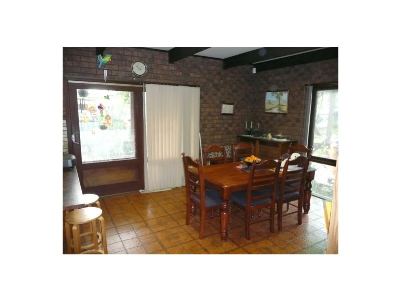 556 Roach St, Lavington NSW 2641