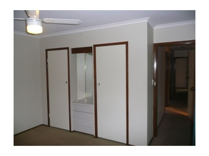 357 Sutherland St, Lavington NSW 2641