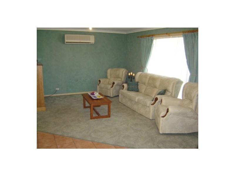 104 Huon St., Jindera NSW 2642