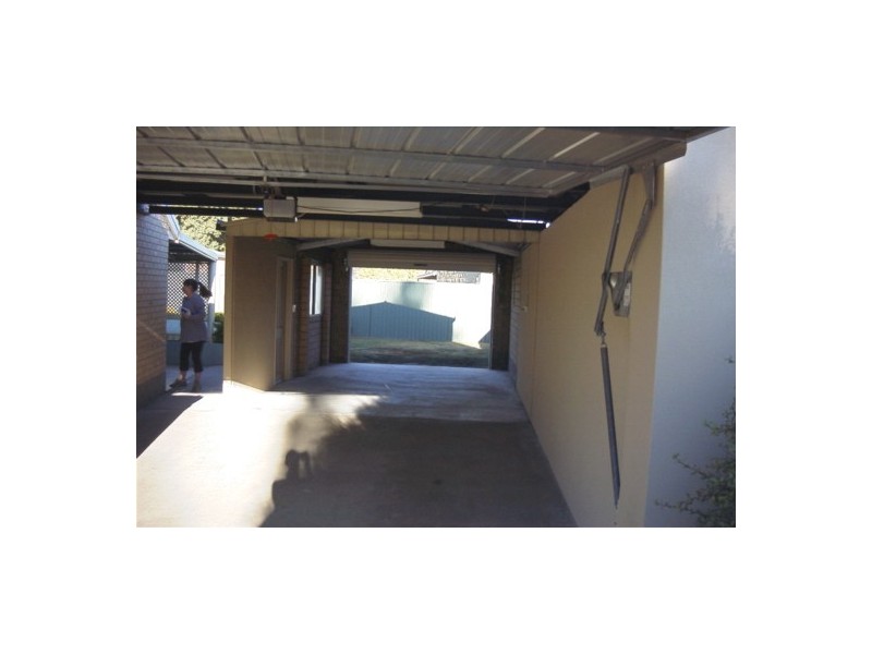 104 Huon St., Jindera NSW 2642