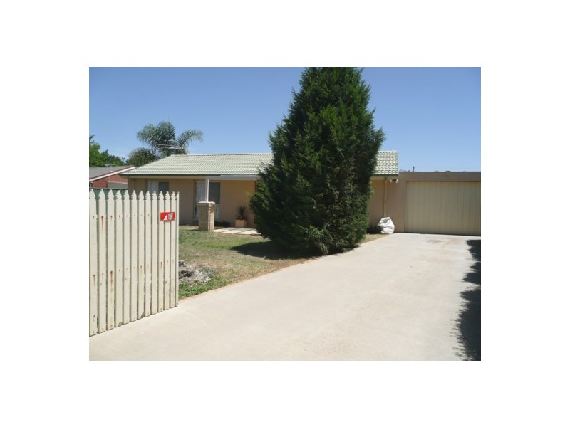 104 Huon St., Jindera NSW 2642