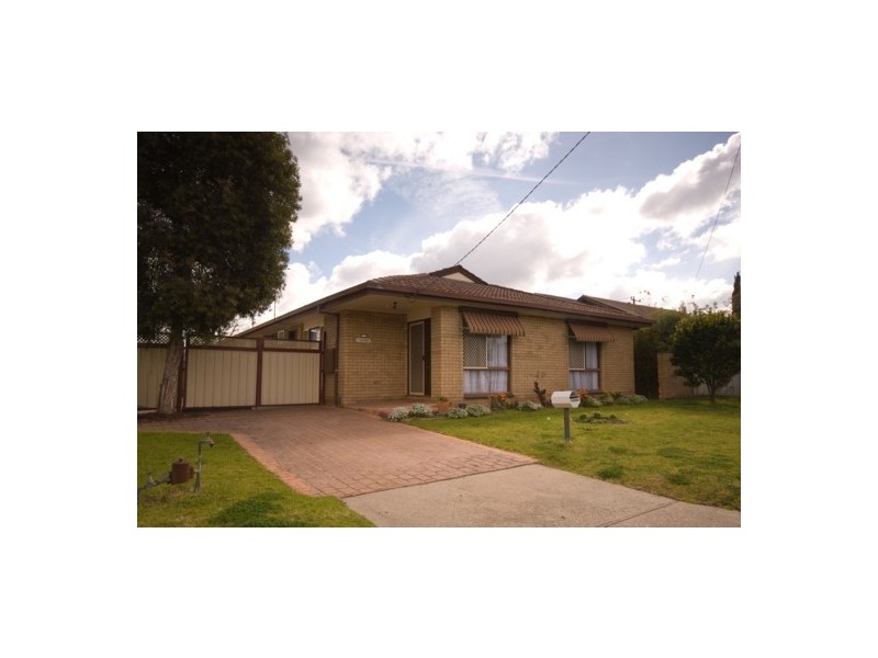 501  Alldis Ave, Lavington NSW 2641