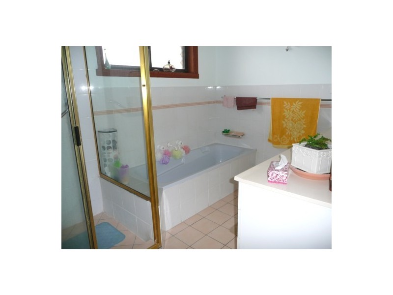 501  Alldis Ave, Lavington NSW 2641