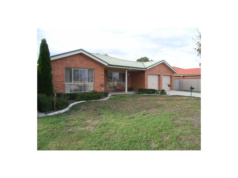 48  Privett Place, Lavington NSW 2641