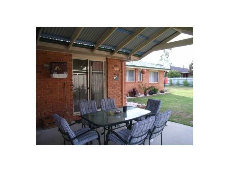 48  Privett Place, Lavington NSW 2641