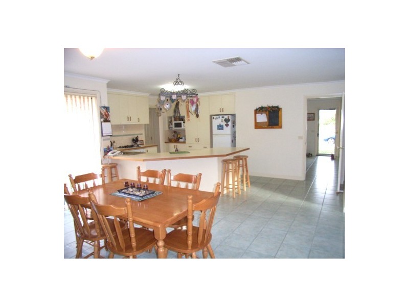 48  Privett Place, Lavington NSW 2641