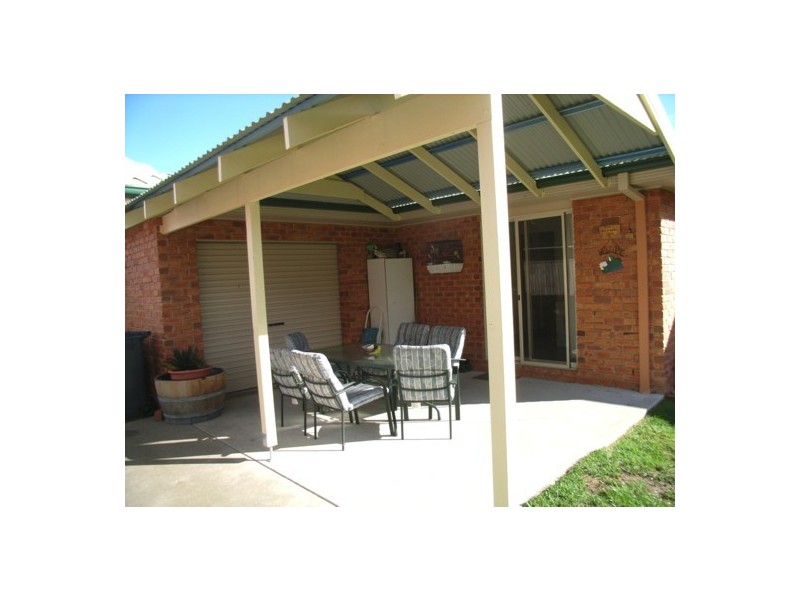 48  Privett Place, Lavington NSW 2641