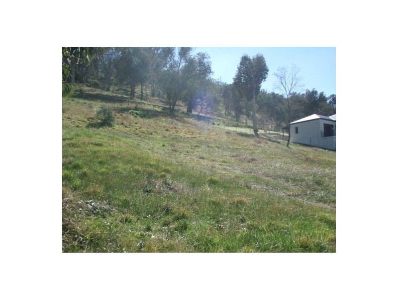72  Bartholomew St, Lavington NSW 2641