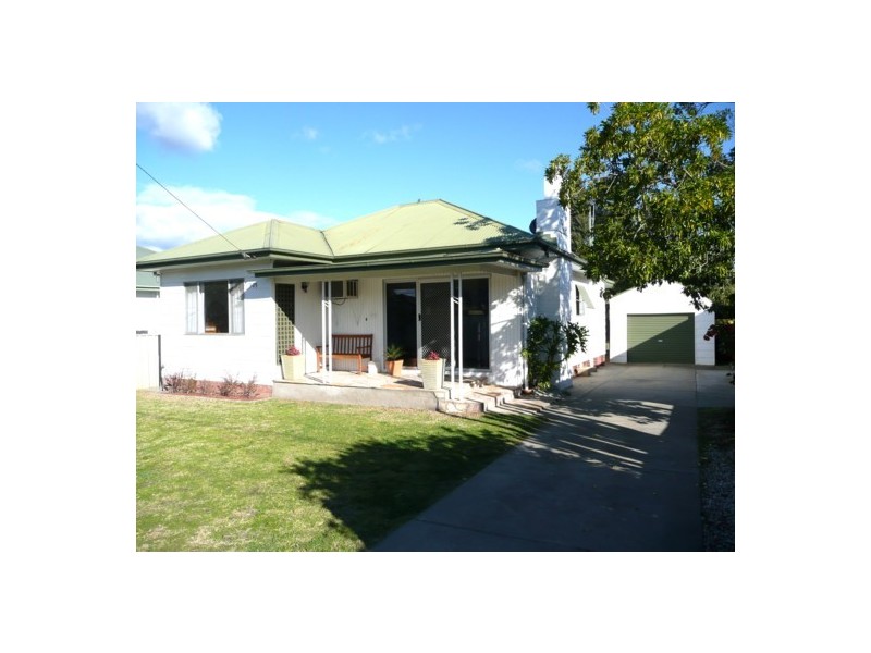 305 Union Rd, North Albury NSW 2640