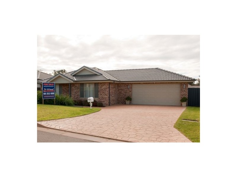 16 Squirrel Glider Drive, Thurgoona NSW 2640