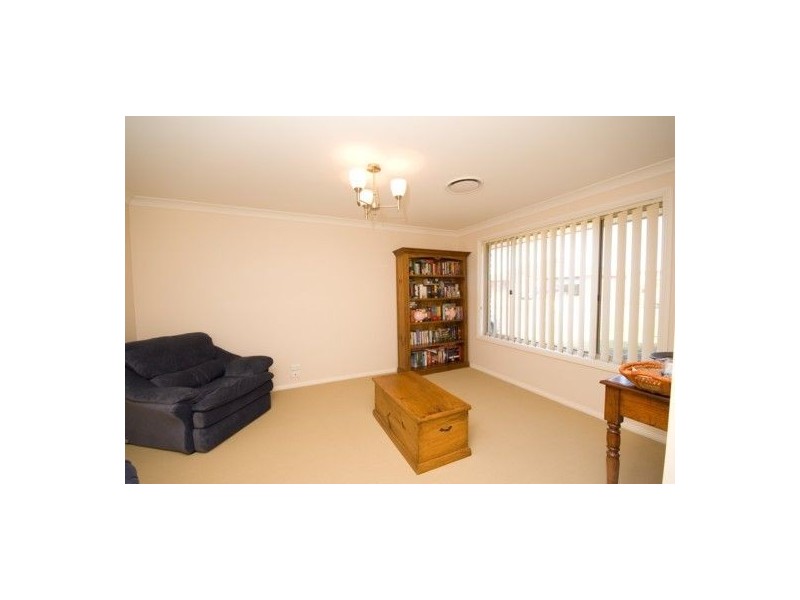 16 Squirrel Glider Drive, Thurgoona NSW 2640