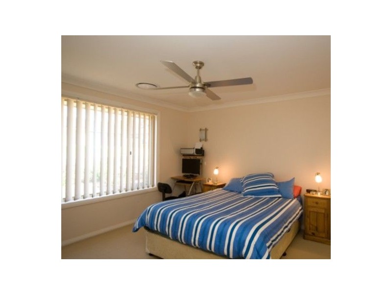 16 Squirrel Glider Drive, Thurgoona NSW 2640