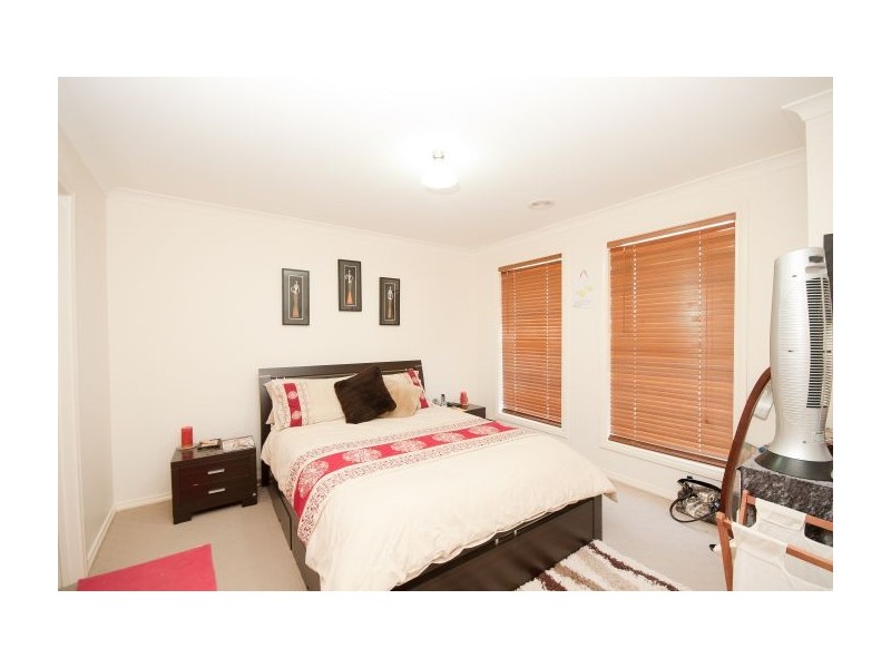 24 Darga Place, Lavington NSW 2641