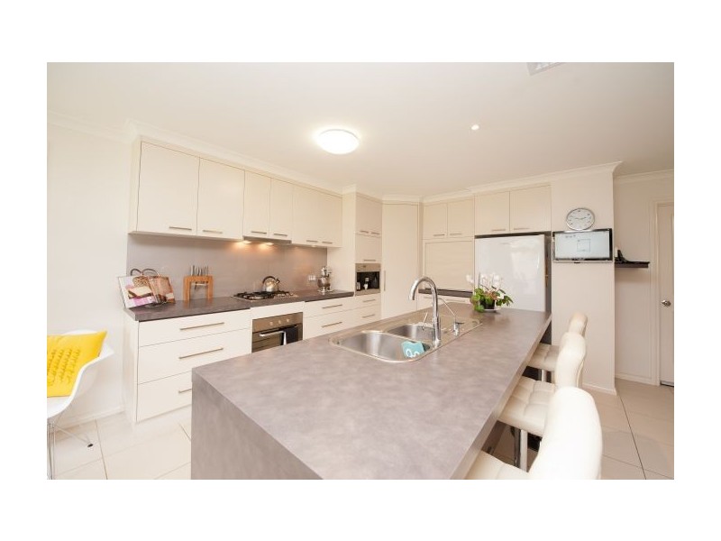 20 Darga Pl, Lavington NSW 2641