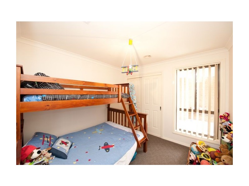 20 Darga Pl, Lavington NSW 2641