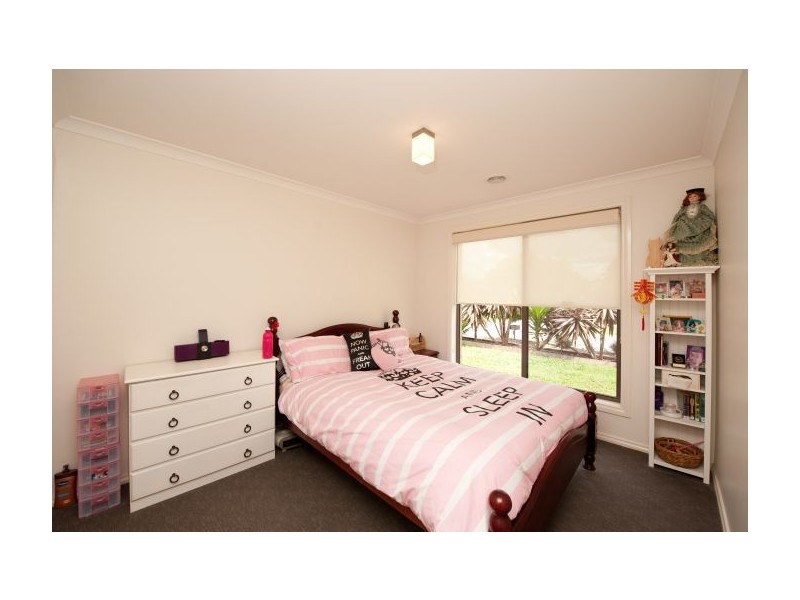 20 Darga Pl, Lavington NSW 2641