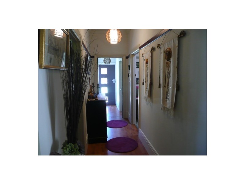 540 Hague St, Lavington NSW 2641