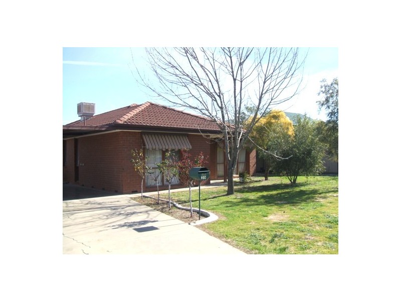 39 Jackling Dr, Lavington NSW 2641