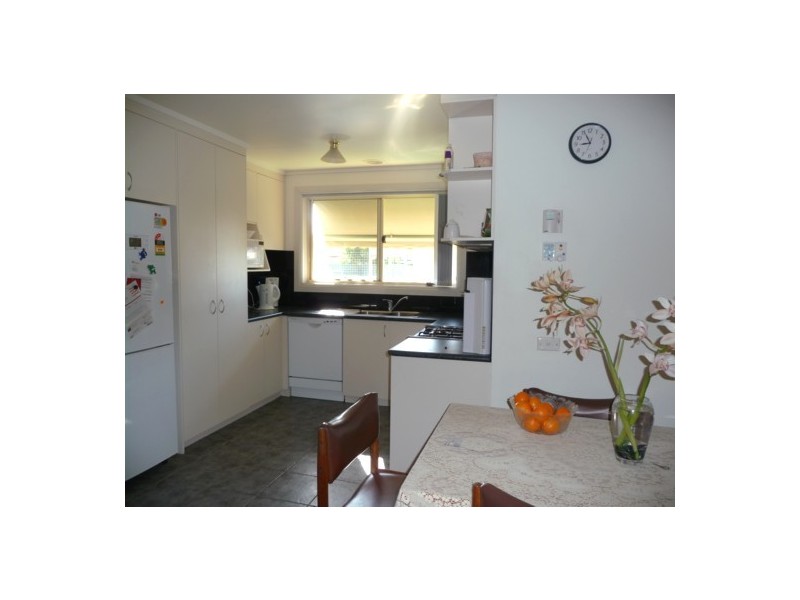 8 Goolagar Cres, Springdale Heights NSW 2641