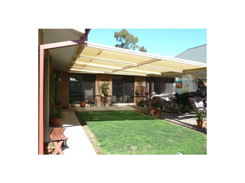 8 Goolagar Cres, Springdale Heights NSW 2641