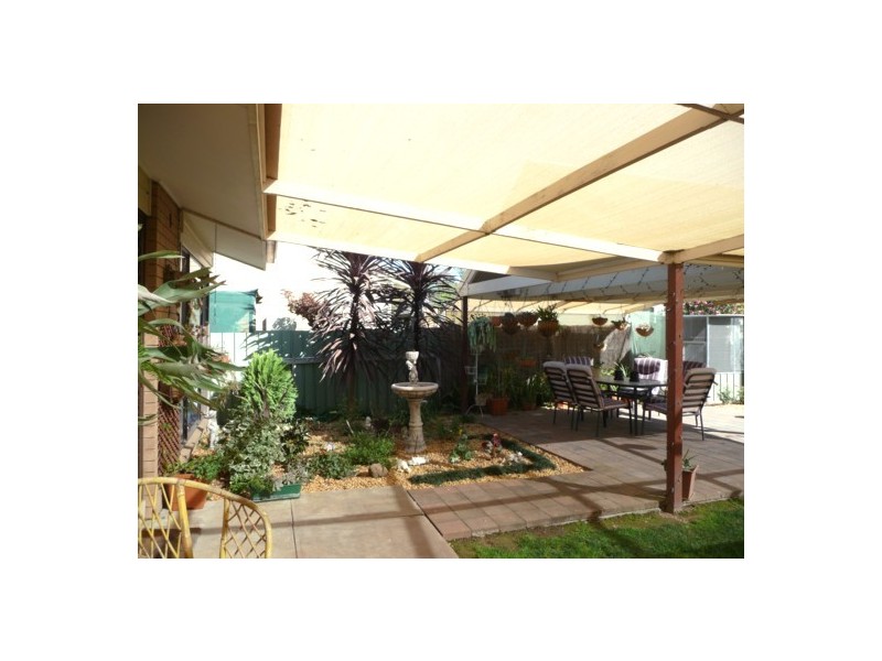 8 Goolagar Cres, Springdale Heights NSW 2641
