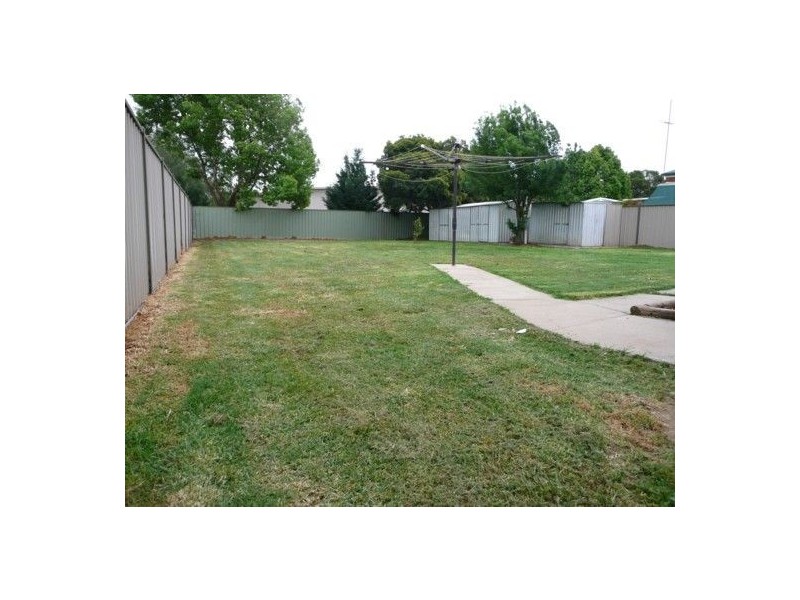 39 Jackling Drive, Lavington NSW 2641