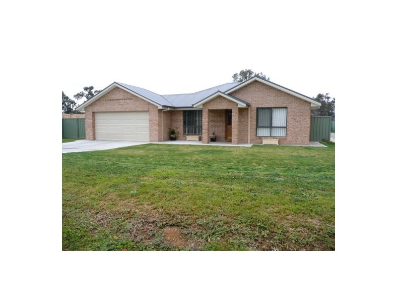 1/87 Adams Street, Jindera NSW 2642