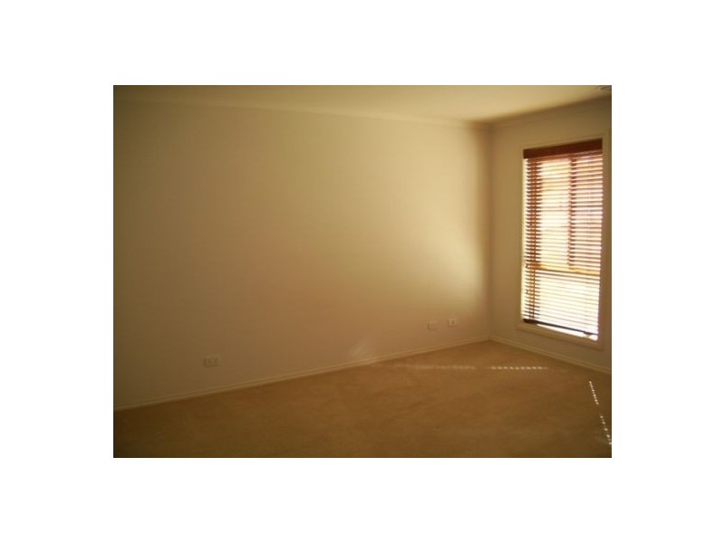 19 Kirkpatrick Crt, Albury NSW 2640