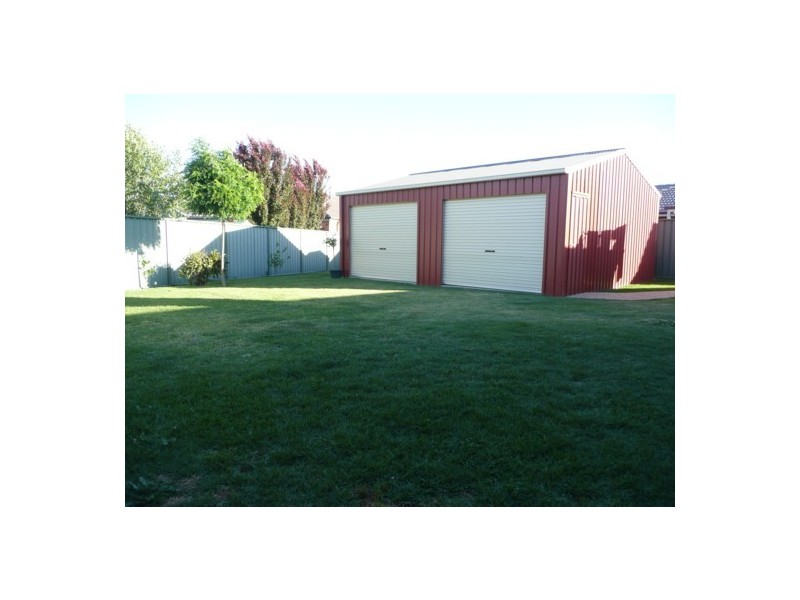 30 The Fell, Thurgoona NSW 2640