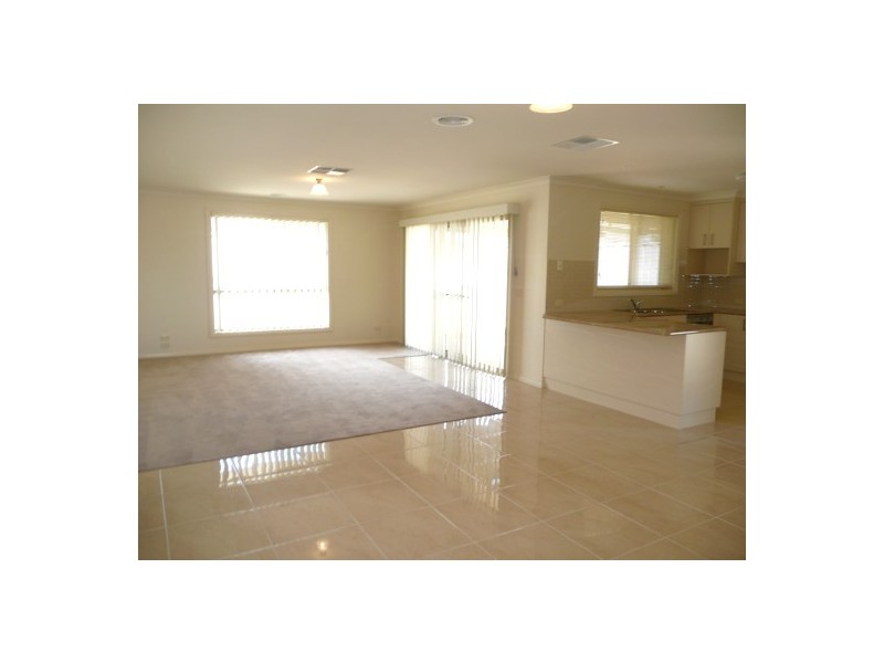 7 Firetail Street, Thurgoona NSW 2640