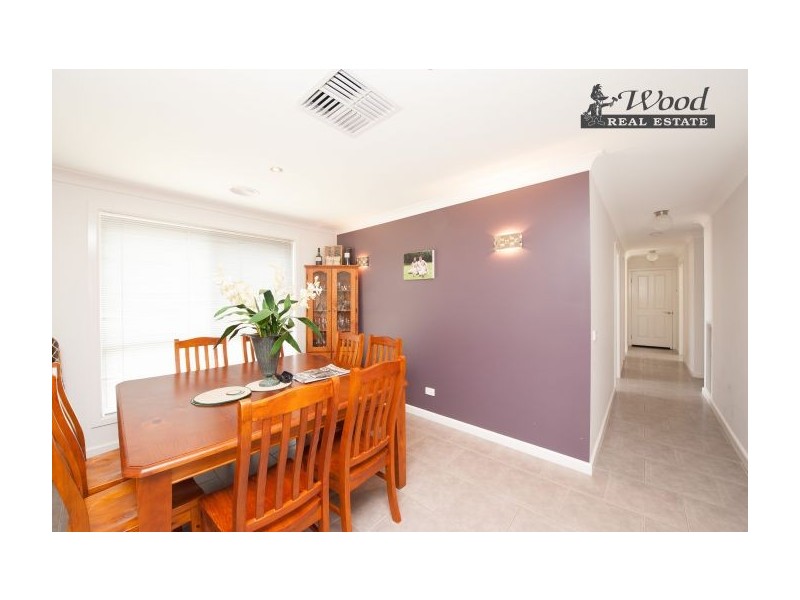 1 Blair Court, Lavington NSW 2641