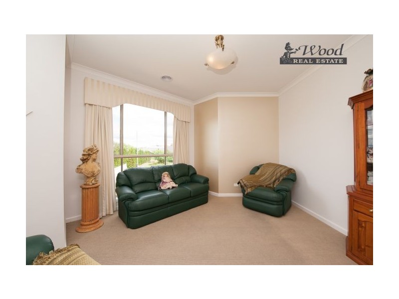 1 Blair Court, Lavington NSW 2641