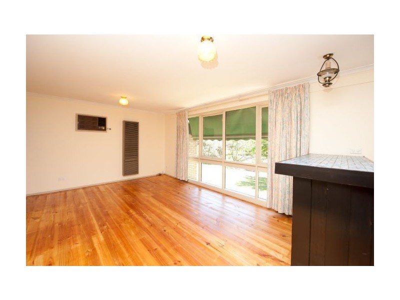 450 Dale Cres, Lavington NSW 2641