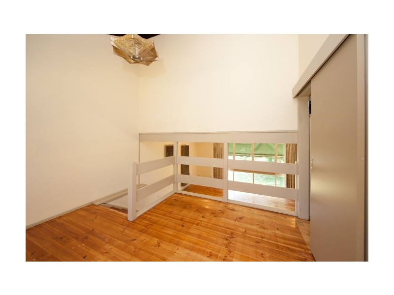 450 Dale Cres, Lavington NSW 2641