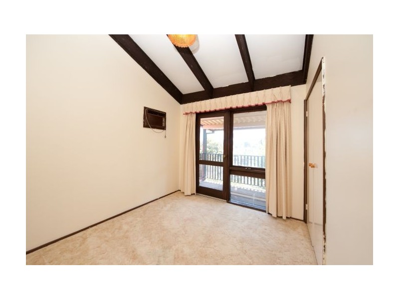 450 Dale Cres, Lavington NSW 2641