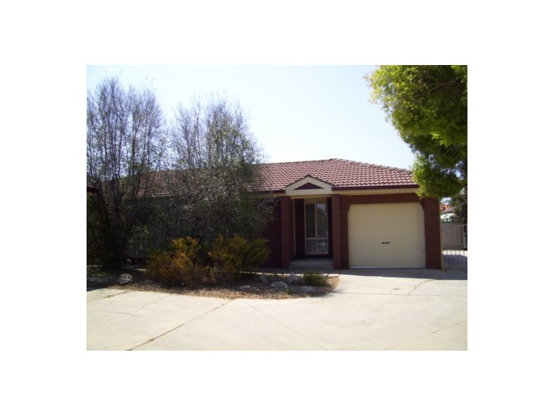 3/38 Jackling Dr, Lavington NSW 2641