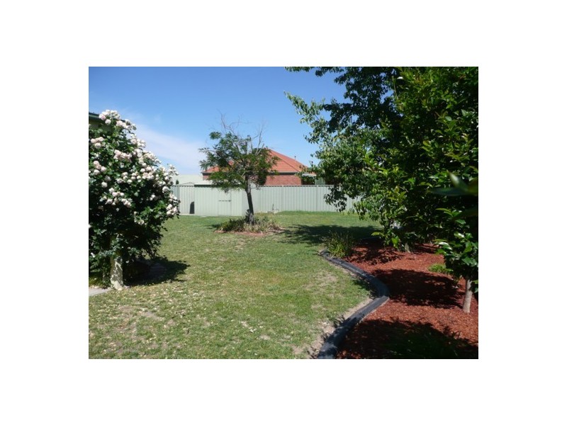 15 Privett Pl, Lavington NSW 2641