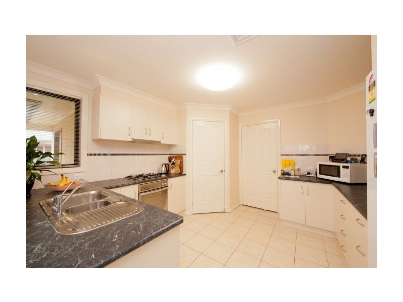 130 Hotham Circ, Thurgoona NSW 2640