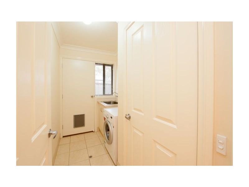 130 Hotham Circ, Thurgoona NSW 2640