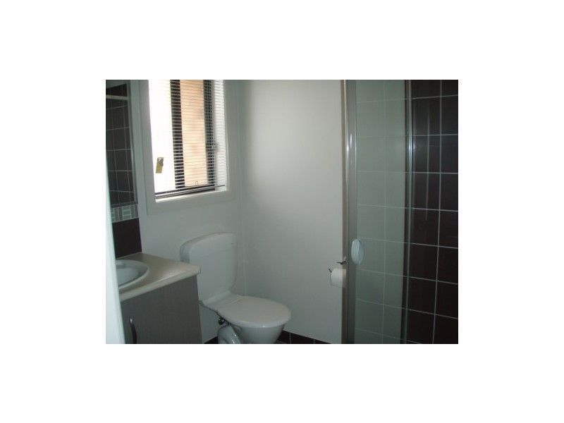 122 Hotham Circuit, Thurgoona NSW 2640