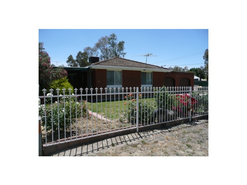 114 Dight St, Jindera NSW 2642